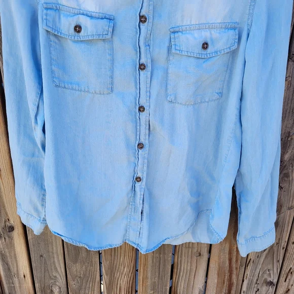 Love Tree Sky Blue Denim Shirt Womens Size M - Picture 6 of 16